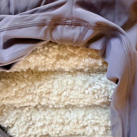 lululemon athletica Lavender Leggings - Picture 3 of 4